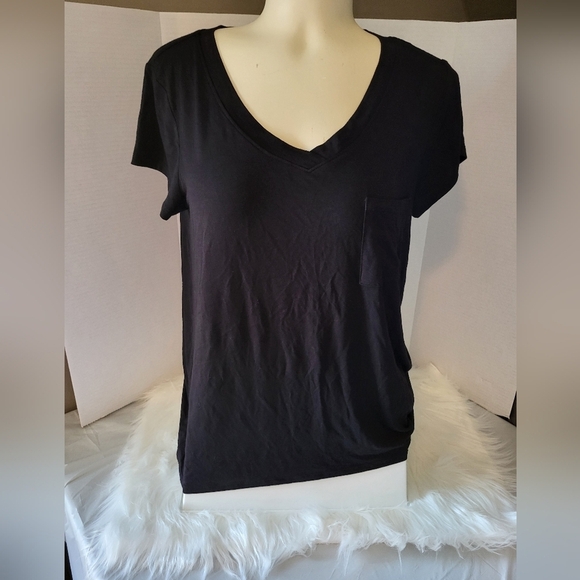 Cable & Gauge Tops - NEW  Cable & Gauge T-shirt Size Large